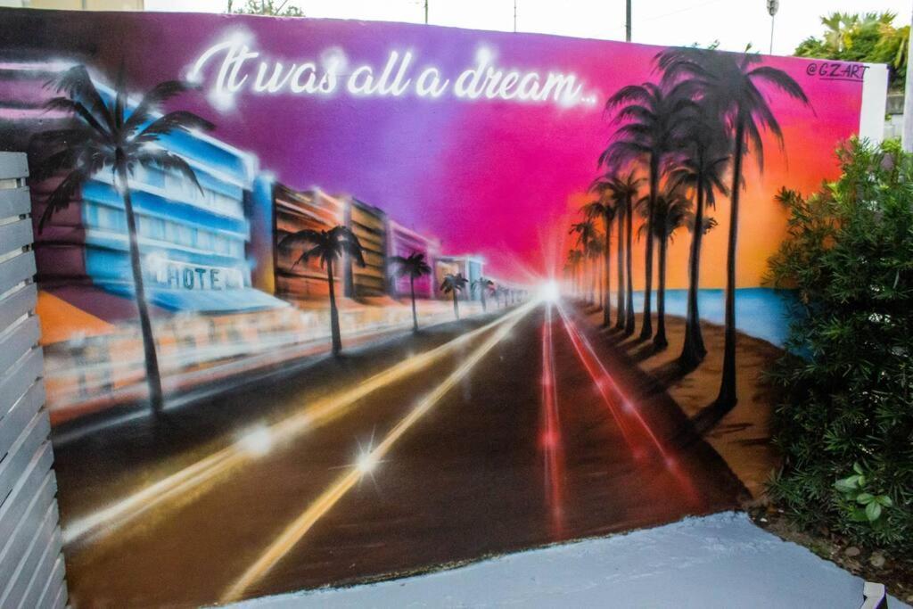 Cozy & Colorful Miami Art Canvas W/Hottub & Murals Exterior photo